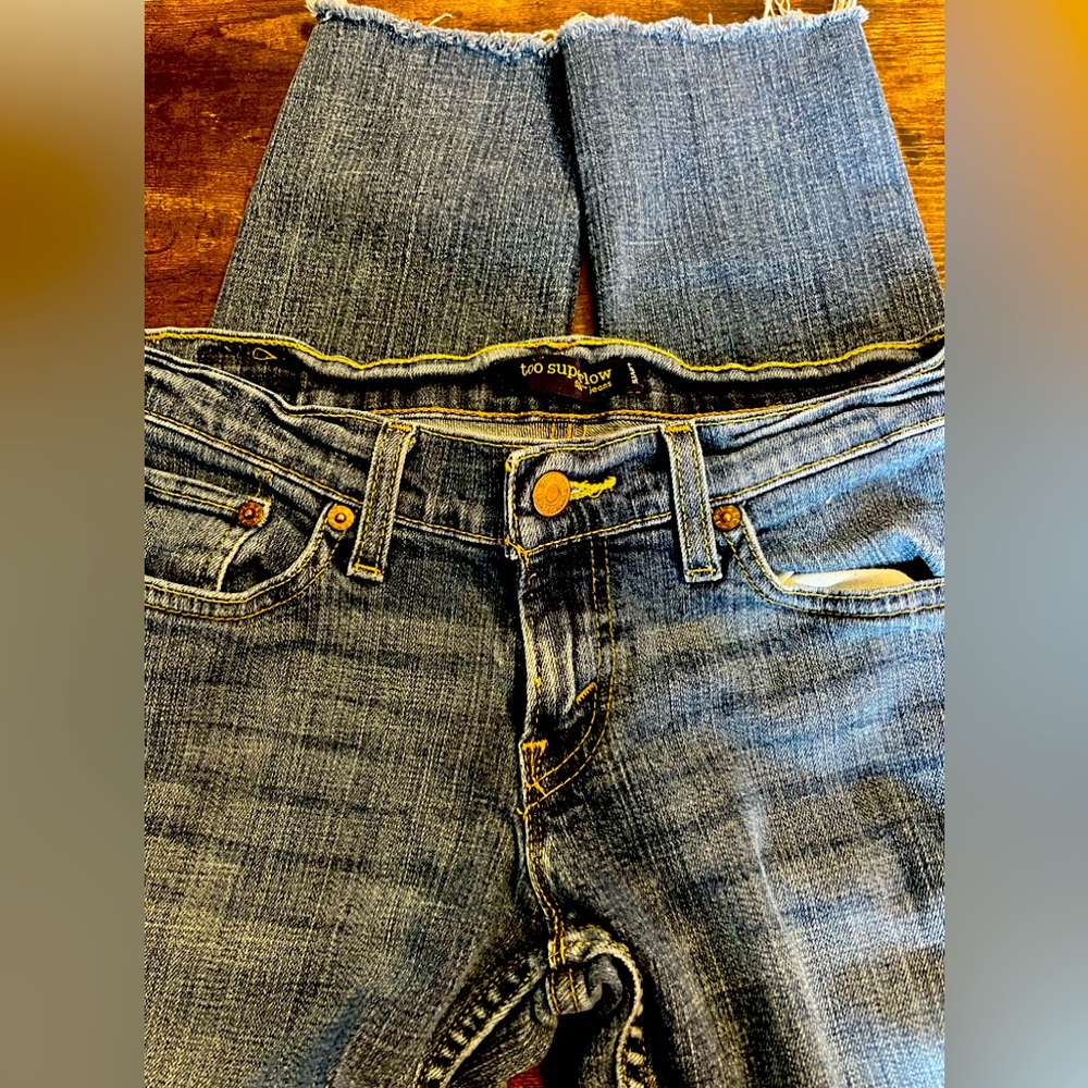 Levi’s “Too super low Levi’s 524” jeans